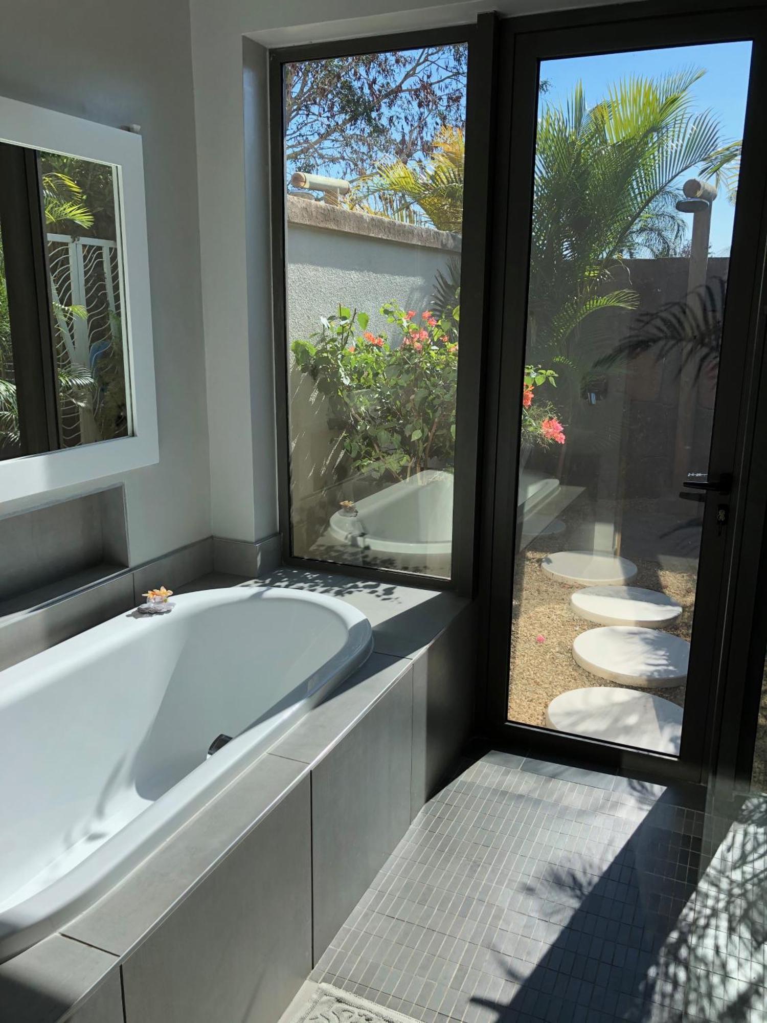 Luxury Villas At Royal Park Balaclava Exterior photo