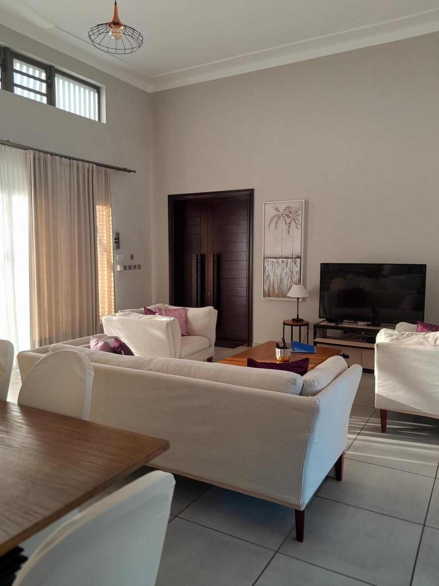Luxury Villas At Royal Park Balaclava Exterior photo