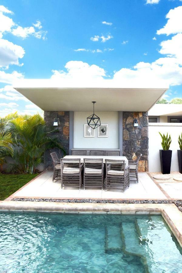 Luxury Villas At Royal Park Balaclava Exterior photo