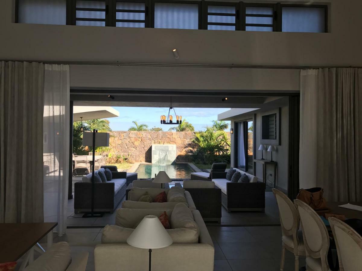 Luxury Villas At Royal Park Balaclava Exterior photo